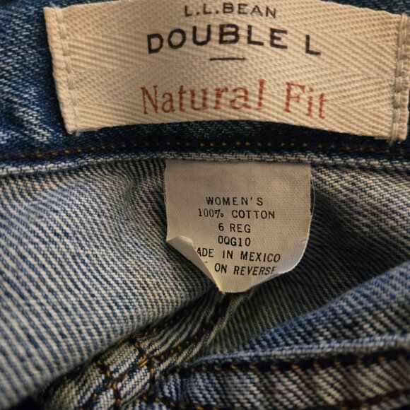 LL Bean Blue Jeans Size 6 - EUC - Picture 4 of 8